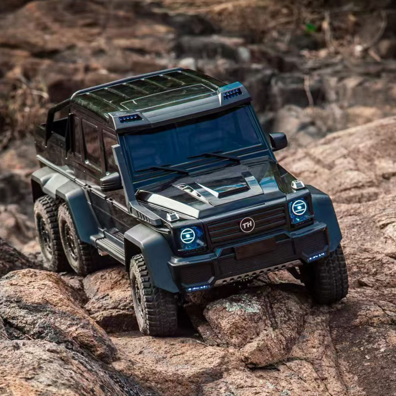 Rc Hobby Grade Car - RC Off-road auto 1/8 TRACTION HOBBY